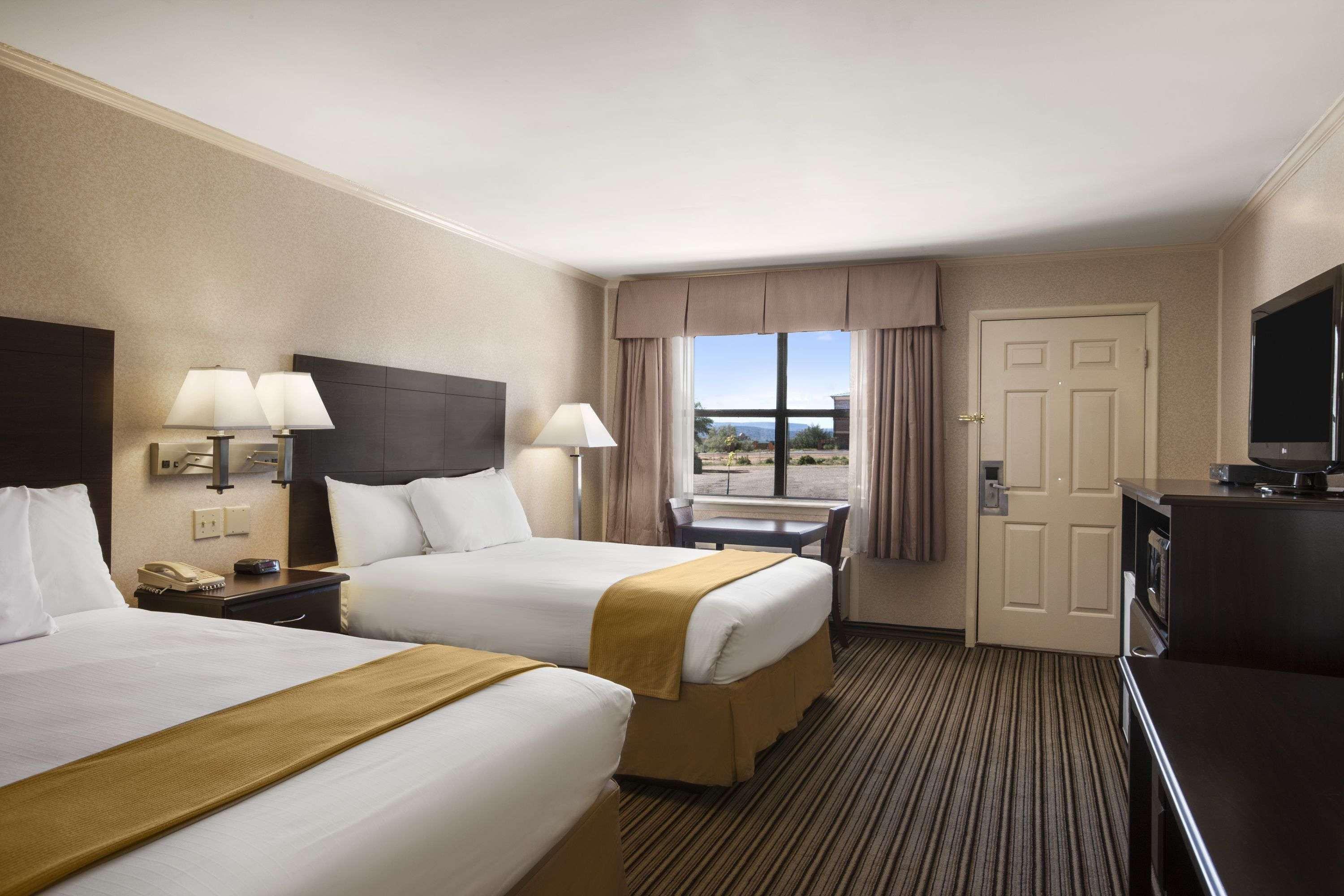 Days Inn By Wyndham Grants Exteriör bild