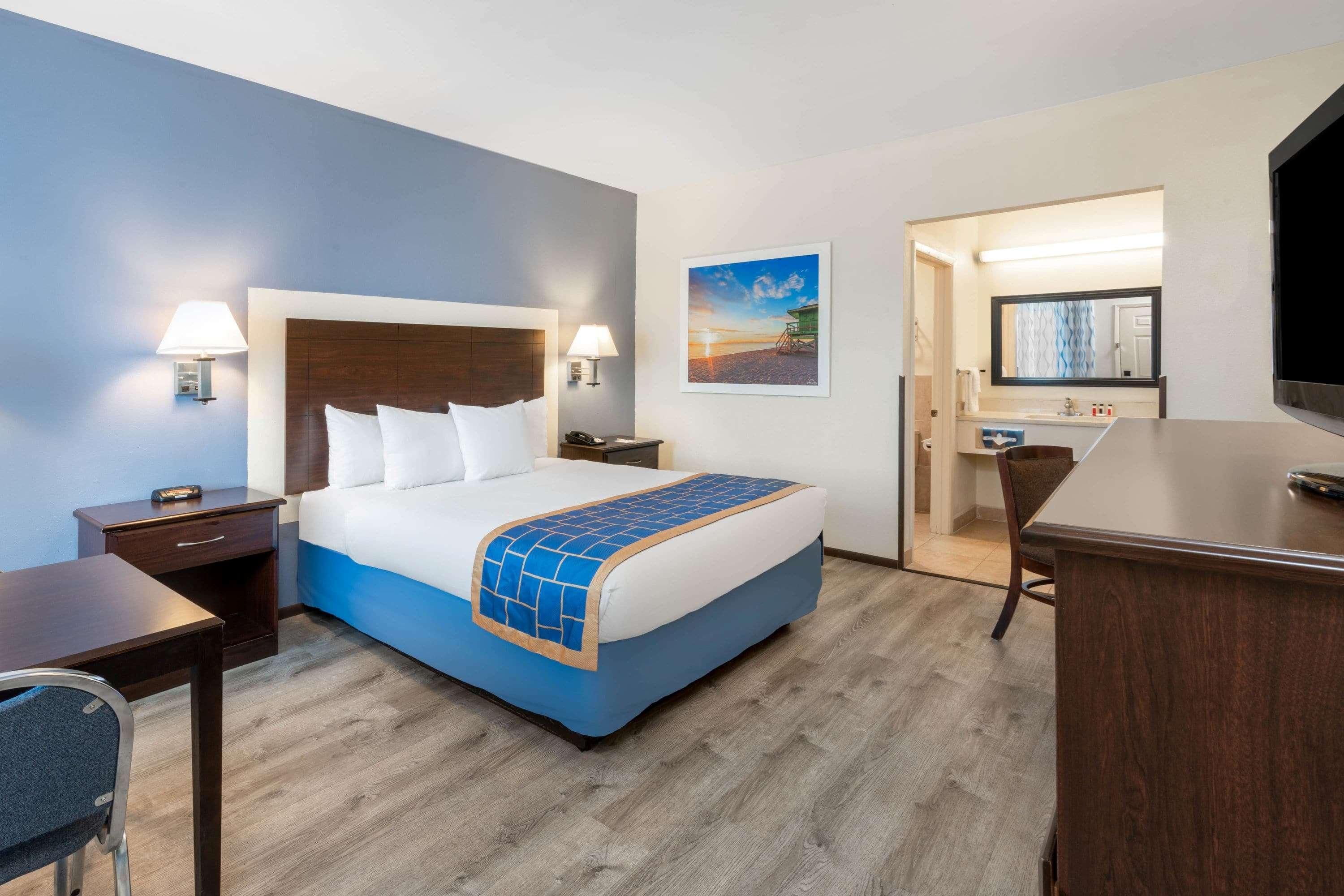 Days Inn By Wyndham Grants Exteriör bild
